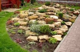 Альпийская горка из известняка