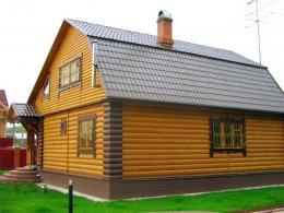 Загородный домик размером 5 на 6 с красивой внешней отделкой под дерево Загородный домик размером 5 на 6 с красивой внешней отделкой под дерево